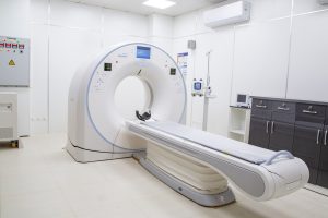 Adeslas VS Asisa: diferencias en hospitalización y especialistas Adeslas VS Asisa